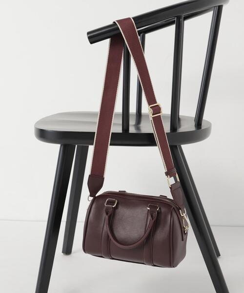 NATURAL BEAUTY BASIC(ナチュラルビューティーベーシック)の「ルミエールボストン(ボストンバッグ・レディース・レッド/ブラウン/ブラック・-)」の3枚目の写真