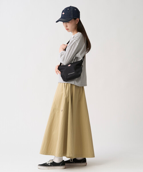 DANTON(ダントン)の「MONTSOURIS - CORDURA Canvas Shoulder Bag(ショルダーバッグ・レディース・ブラック/オレンジ系その他/ダークブラウン/ダークグレー/グレイッシュベージュ/ブルー系その他・-)」の7枚目の写真