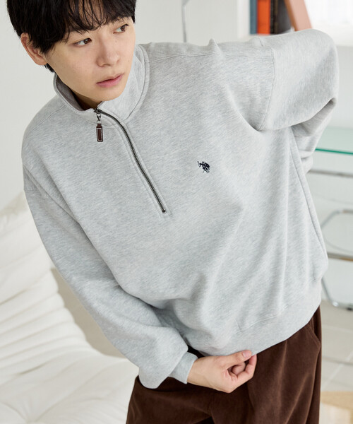 U.S. POLO ASSN.(ユーエスポロアッスン)の「U.S. POLO ASSN. × PUBLUX/ユーエスポロアッスン 別注 ワンポイント 刺繍 裏起毛 ハーフジップ スウェット 限定展開(スウェット・メンズ・ブラック/グレー/ネイビー/グリーン・LARGE/MEDIUM/SMALL)」の3枚目の写真