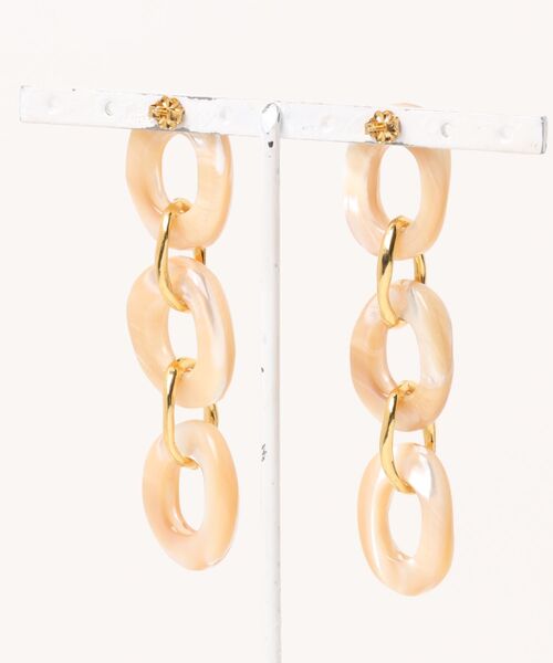 A.en（エイエン ）の「【CHAN LUU】CHAIN NATURAL MOP EARRINGS（ピアス（両耳用）・レディース・アイボリー・ONE SIZE）」の2枚目の写真