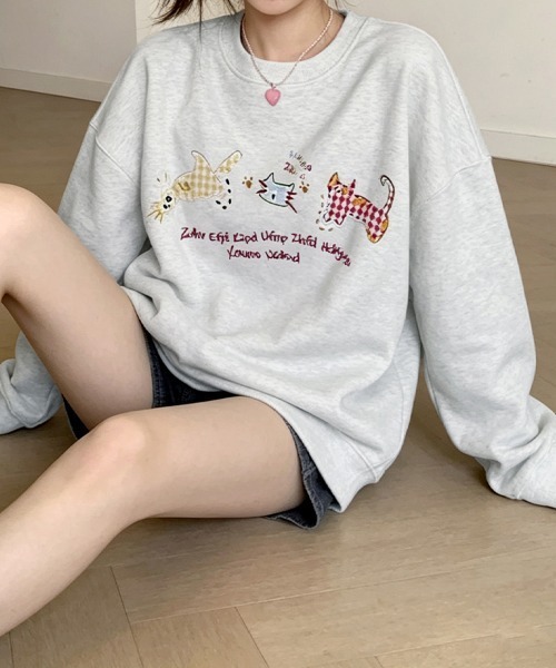 LEMOA（レモア）の「レトロキャットデザインプリントスウェット（スウェット・レディース・アッシュグレー・X-LARGE/LARGE/MEDIUM）」の6枚目の写真