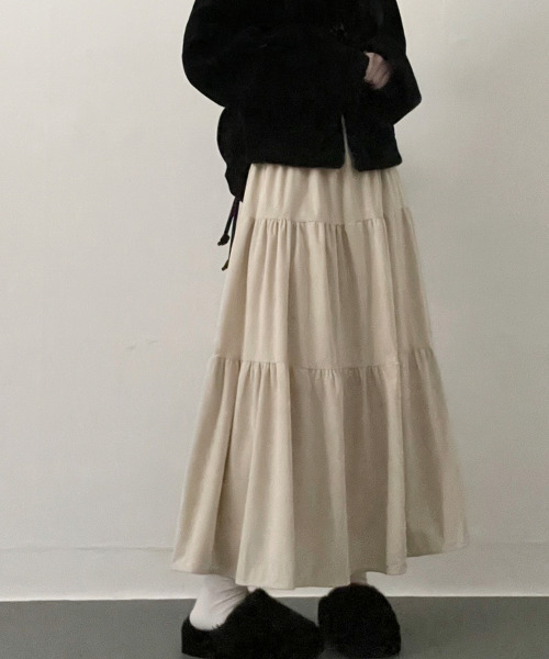 VIVID LADY(ビビッドレディー)の「コーデュロイ ティアードフレアロングスカート(スカート・レディース・ブラウン/ベージュ/ブラック・FREE)」の18枚目の写真