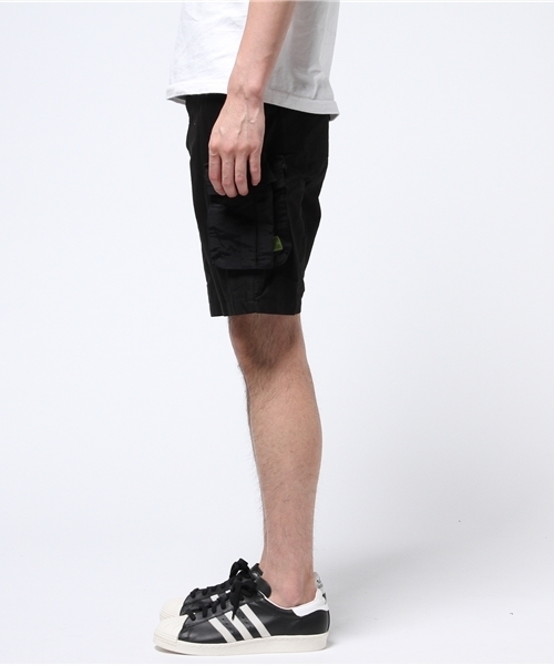 XLARGE(エクストララージ)の「CARGO SHORT(カーゴパンツ・メンズ・オリーブ/ブラック/ネイビー・MEDIUM/X-LARGE/SMALL/LARGE)」の4枚目の写真