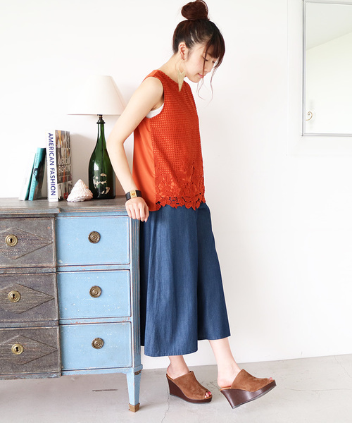 N.(N. Natural Beauty Basic)(エヌエヌナチュラルビューティーベーシック)の「フラワーレーススカラップブラウス(シャツ/ブラウス・レディース・ホワイト/ネイビー/オレンジ・MEDIUM)」の14枚目の写真