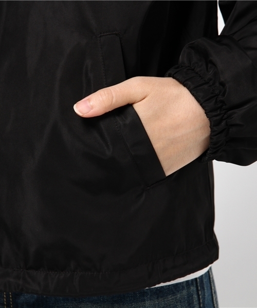 DOUBLE NAME（ダブルネーム）の「花刺しゅうコーチジャケット