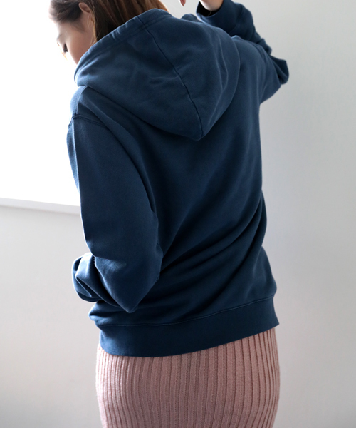 Denime（ドゥニーム）の「プリントスウェットプルオーバーパーカー MELROSE（パーカー・レディース・ホワイト/ネイビー/イエロー・FREE）」の19枚目の写真