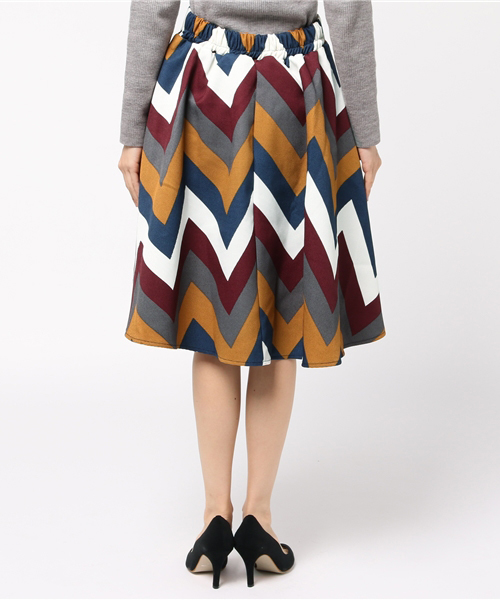 SpRay(スプレイ)の「幾何学フレアスカート(スカート・レディース・ワイン/オレンジ・FREE)」の5枚目の写真