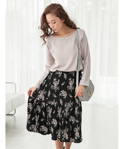 fifth（フィフス）の「フラワーミディスカート（スカート・レディース・ボルドー/ブラック/ネイビー・MEDIUM）」の4枚目の写真