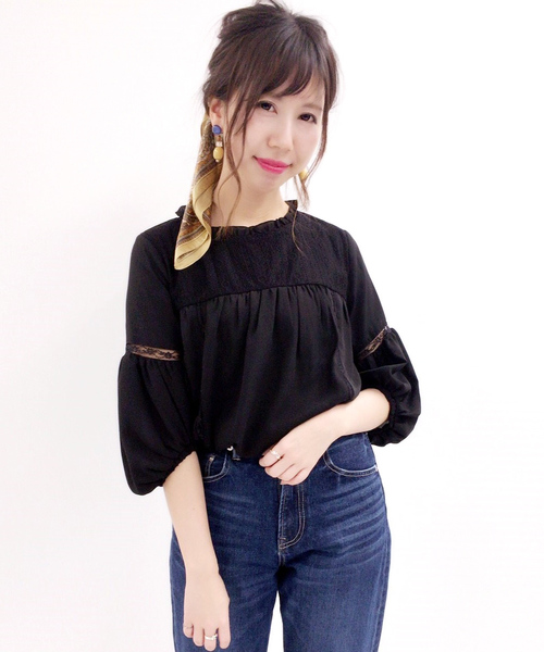 archives（アルシーヴ）の「レース切り替えボリューム袖ブラウス（シャツ/ブラウス・レディース・ブラック/オフホワイト/ラベンダー・MEDIUM）」の3枚目の写真