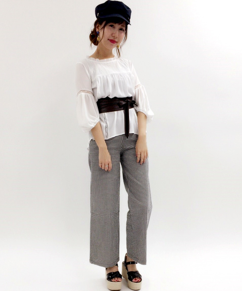 archives（アルシーヴ）の「レース切り替えボリューム袖ブラウス（シャツ/ブラウス・レディース・ブラック/オフホワイト/ラベンダー・MEDIUM）」の8枚目の写真