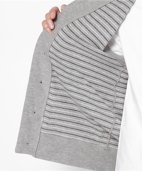 NANO universe(ナノユニバース)の「ラッチパイル裏ボーダー ベスト(ベスト・メンズ・トップグレー/ネイビー・SMALL/MEDIUM)」の9枚目の写真