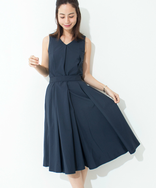 Furryrate（ファーリーレート）の「Vネックスーパーヘムドレスワンピース（ワンピース・レディース・マスタード/レッド/ダークネイビー/ブラック・FREE）」の12枚目の写真