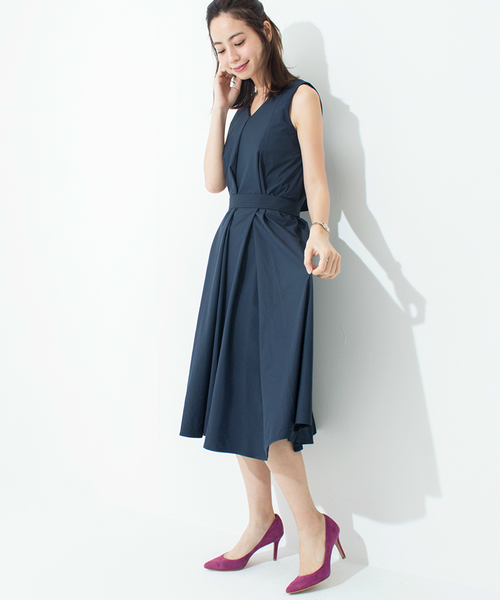 Furryrate（ファーリーレート）の「Vネックスーパーヘムドレスワンピース（ワンピース・レディース・マスタード/レッド/ダークネイビー/ブラック・FREE）」の13枚目の写真