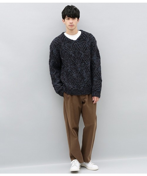 ADAM ET ROPE'（アダムエロペ）の「ダイヤパターンハンドVネックニット（ニット/セーター・メンズ・スミクロ/ダークブラウン・M/L）」の17枚目の写真