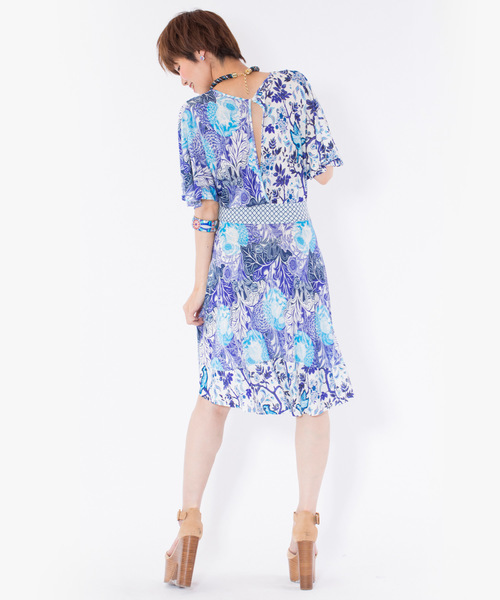 Desigual(デシグアル)の「「Desigual/デシグアル」ワンピース・ドレス(ワンピース・レディース・ブルー系その他・LARGE/MEDIUM/SMALL/X-LARGE/X-SMALL)」の4枚目の写真