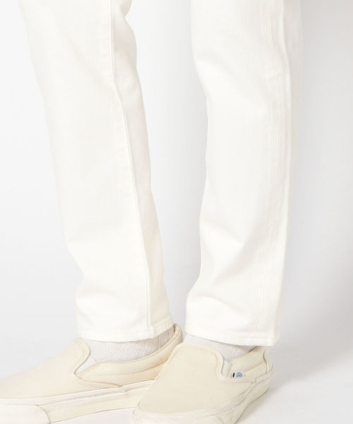 SHIPS（シップス）の「RED CARD×SHIPS: 別注 ジャストレングス ストレッチ スリムテーパード ホワイトデニム RHYTHM（デニムパンツ・メンズ・オフホワイト・30/31/32/34/29/33）」の6枚目の写真