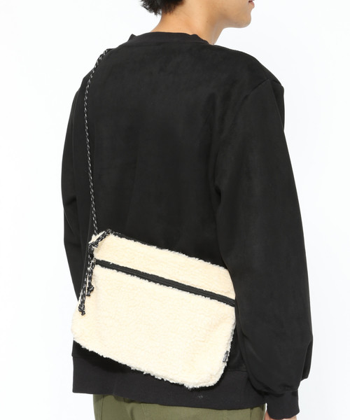 LAKOLE（ラコレ）の「アソートサコッシュバッグ / LAKOLE（ショルダーバッグ・メンズ・ブラック/カーキ/ベージュ/その他9/オレンジ・FREE）」の3枚目の写真