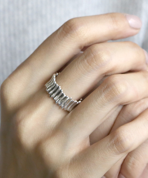 YArKA（ヤーカ）の「【YArKA/ヤーカ】silver925 unevenness stick ring[bou]/不揃い棒リング シルバー 925（リング・メンズ・ブラック/ゴールド/シルバー・#13/#9/#11/#15）」の9枚目の写真