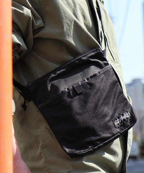 Gramicci（グラミチ）の「Gramicci(グラミチ)別注ナイロンサコッシュバッグ（ショルダーバッグ・メンズ・ターコイズブルー/ブラック・FREE）」の2枚目の写真