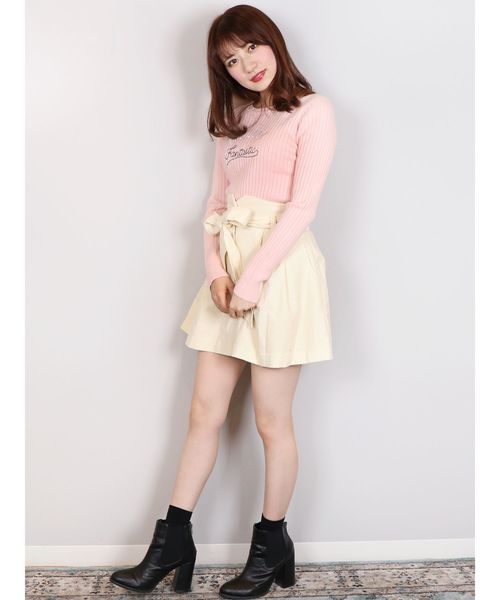 dazzlin（ダズリン）の「リボン付コーデュロイショートパンツ（その他パンツ・レディース・ベージュ/オフホワイト/ピンク/ミント・SMALL/MEDIUM）」の5枚目の写真