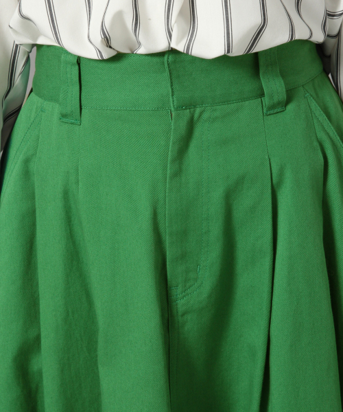 LOWRYS FARM（ローリーズファーム）の「タックギャザースカート　826460（スカート・レディース・オフホワイト/ブラック/ベージュ/グリーン・FREE）」の7枚目の写真