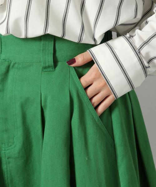 LOWRYS FARM（ローリーズファーム）の「タックギャザースカート　826460（スカート・レディース・オフホワイト/ブラック/ベージュ/グリーン・FREE）」の8枚目の写真