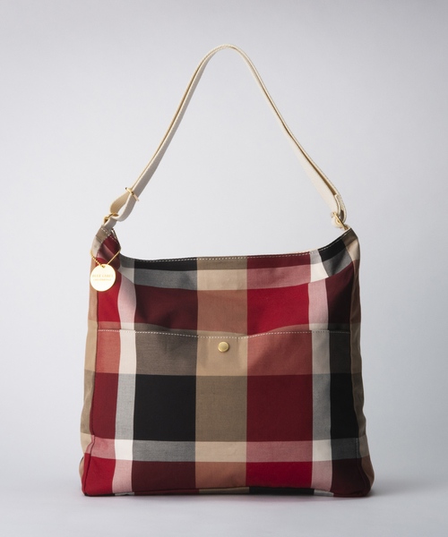 BLUE LABEL CRESTBRIDGE（ブルーレーベルクレストブリッジ）の  