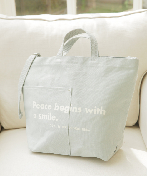 GLOBAL WORK（グローバルワーク）の「2WAYロゴBAG/822382（トートバッグ・レディース・その他3/その他2/その他1/その他/ブラック/グレー/パープル系その他5/ブラウン/カーキ/ピンク/ライトブルー/ブラック系その他/スカイブルー/ライトベージュ・FREE）」の4枚目の写真