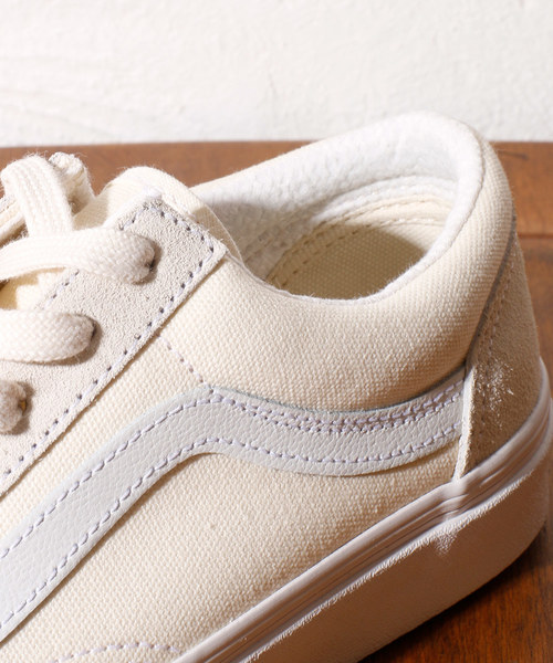 VANS（バンズ）の「VANS /ヴァンズ VINTAGE SPORT STYLE 36 ヴィンテージスポーツ スタイル36 VN0A3DZ3VT（スニーカー・レディース・ホワイト/チェリーレッド・23cm/23.5cm/24cm/24.5cm/25cm）」の9枚目の写真