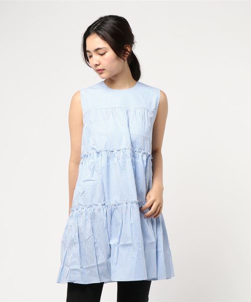 KOBE LETTUCE（コウベレタス）の「[トップスorチュニック]丈ティアードノースリーブブラウス（チュニック・レディース・ブラック/パープル/オフホワイト/カーキ/イエロー/ホワイト系その他/ブラック系その他/ベージュ系その他/グリーン系その他/ブルー系その他/パープル系その他/イエロー系その他/ベージュ系その他2/ブルー系その他2/ピンク系その他/ピンク系その他2・FREE）」の9枚目の写真