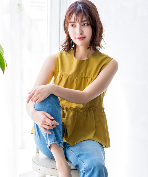 KOBE LETTUCE（コウベレタス）の「[トップスorチュニック]丈ティアードノースリーブブラウス（チュニック・レディース・ブラック/パープル/オフホワイト/カーキ/イエロー/ホワイト系その他/ブラック系その他/ベージュ系その他/グリーン系その他/ブルー系その他/パープル系その他/イエロー系その他/ベージュ系その他2/ブルー系その他2/ピンク系その他/ピンク系その他2・FREE）」の14枚目の写真