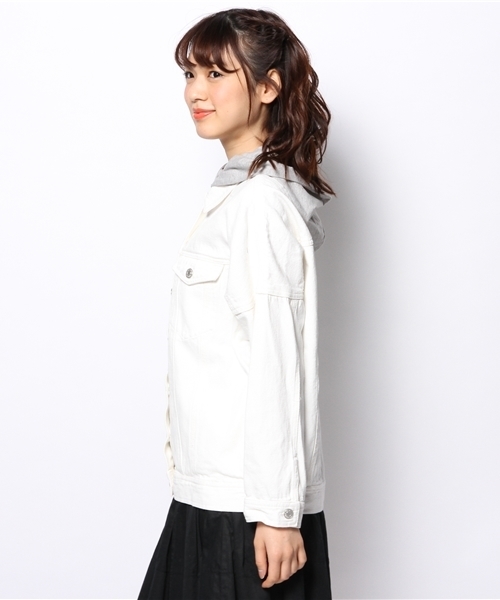 WEGO(ウィゴー)の「WEGO/フード付きカツラギGジャン(デニムジャケット・レディース・ホワイト・MEDIUM)」の9枚目の写真