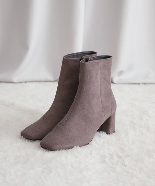 STUDIOUS(ステュディオス)の「【STUDIOUS】サイドジップミドルブーツ(ブーツ・レディース・ブラック/グレイッシュベージュ/キャメル/ダークブラウン/アイボリー・1/2)」の6枚目の写真