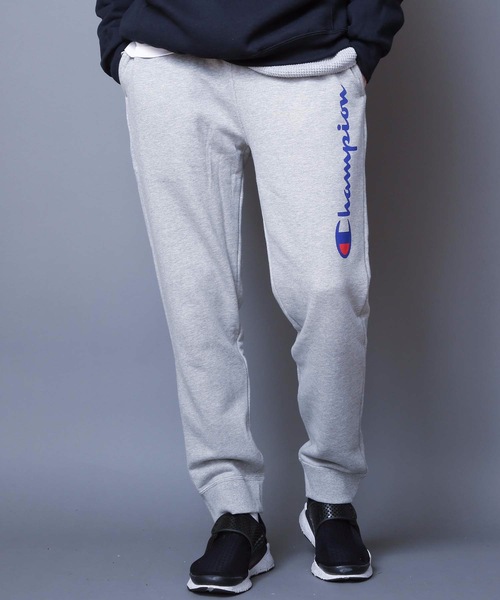 Champion(チャンピオン)の「【CHAMPION/チャンピオン】裏毛スクリプトロゴスウェットパンツ C3-Q203 テーパードシルエット ブランドロゴ(スウェットパンツ・メンズ・ブラック/グレー/チャコールグレー/ネイビー/ホワイト/ピンク/オフホワイト/オレンジ・LARGE/MEDIUM/X-LARGE/SMALL)」の5枚目の写真