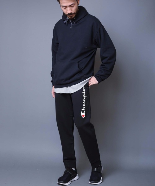 Champion(チャンピオン)の「【CHAMPION/チャンピオン】裏毛スクリプトロゴスウェットパンツ C3-Q203 テーパードシルエット ブランドロゴ(スウェットパンツ・メンズ・ブラック/グレー/チャコールグレー/ネイビー/ホワイト/ピンク/オフホワイト/オレンジ・LARGE/MEDIUM/X-LARGE/SMALL)」の10枚目の写真