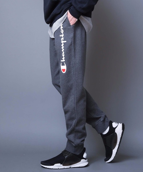 Champion(チャンピオン)の「【CHAMPION/チャンピオン】裏毛スクリプトロゴスウェットパンツ C3-Q203 テーパードシルエット ブランドロゴ(スウェットパンツ・メンズ・ブラック/グレー/チャコールグレー/ネイビー/ホワイト/ピンク/オフホワイト/オレンジ・LARGE/MEDIUM/X-LARGE/SMALL)」の17枚目の写真
