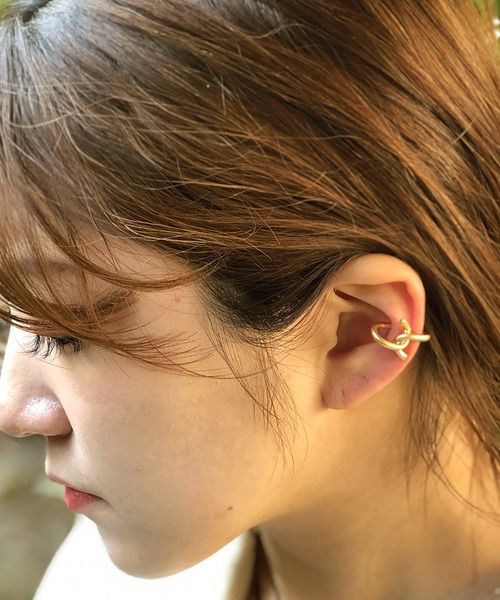 BROTHERHOOD（ブラザーフッド）の「【earyear】メタルWライン片耳イヤーカフ（イヤーカフ・レディース・シルバー/ゴールド/その他2/その他3/その他4/その他1/その他6/その他7/その他8/その他9/その他10/A/B/C/D/E/F/その他5/I/J/H/G・FREE）」の11枚目の写真