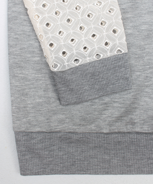 BEAUTY&YOUTH UNITED ARROWS（ビューティーアンドユースユナイテッドアローズ）の「BYSF ∵レーススリーブ裏毛8分袖プルオーバー　◆（Tシャツ/カットソー・レディース・グレー/ターコイズブルー/ネイビー・FREE）」の5枚目の写真