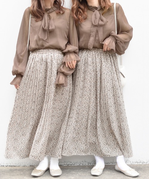 PairPair（ペアペア）の「花柄プリーツスカート（スカート・レディース・アイボリー/ブラック/ベージュ/ブルー・FREE）」の8枚目の写真