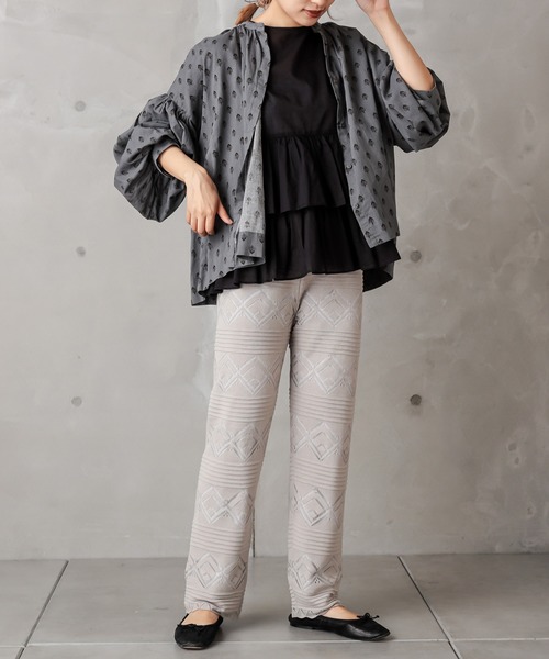 PUAL CE CIN(ピュアルセシン)の「小花ギャザーブラウス(シャツ/ブラウス・レディース・チャコールグレー/グレー/ライトベージュ・FREE)」の20枚目の写真