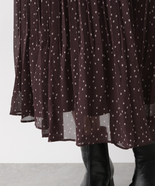 LEPSIM（レプシィム）の「プリントギャザースカート【WEB限定カラーあり】　923202（スカート・レディース・ブラック/ベージュ/グレー/ボルドー/レオパード・FREE）」の16枚目の写真