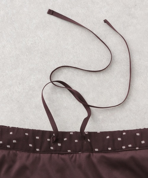 LEPSIM（レプシィム）の「プリントギャザースカート【WEB限定カラーあり】　923202（スカート・レディース・ブラック/ベージュ/グレー/ボルドー/レオパード・FREE）」の18枚目の写真