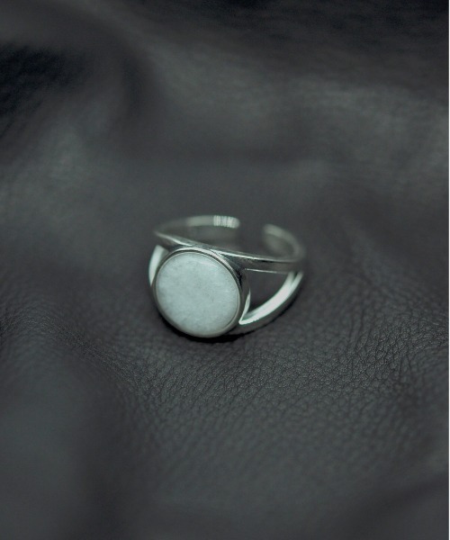 blatto（ブラット）の「【blatto 925silver】925silver サークル型ストーン　リング　フリーサイズ（リング・メンズ・その他1/その他2/その他3/その他4/その他5/その他6/その他7/その他8/その他9/その他10/その他11/その他12/その他13/その他14/その他15/その他16/その他17/その他18/その他19/その他20/その他21/その他22/その他23/その他24・FREE）」の3枚目の写真