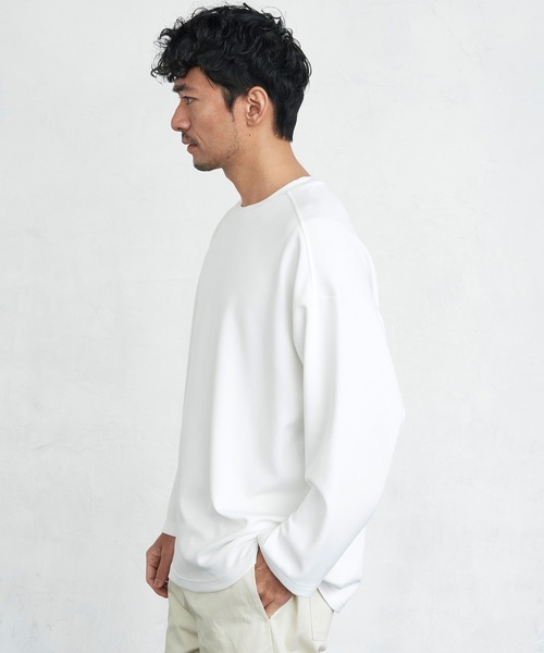 Loungewear tokyo(ラウンジウェアトウキョウ)の「ルーズシルエット クルーネック長袖カットソー(Long Sleeve) ワンマイルウェア(Tシャツ/カットソー・メンズ・オフホワイト/ブラック/テラコッタ/ライトベージュ/ブルー系その他/ブルーグリーン/ラベンダー/ピンク・FREE)」の10枚目の写真