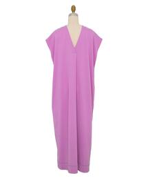 ドロワー ロングワンピース Drawer（ドゥロワー）の「Drawer サテンVネックロングワンピース