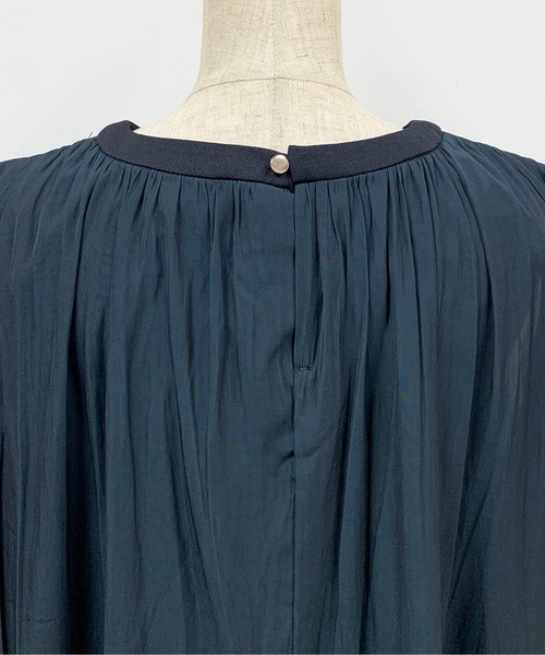 PICCIN(ピッチン)の「バック異素材ノースリーブ(Tシャツ/カットソー・レディース・チャコールグレー/ネイビー/アイボリー・M)」の6枚目の写真