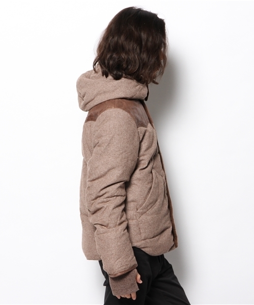 goa（ゴア）の「ツイードレザーヨークダウンジャケット（ダウンジャケット/コート・メンズ・モカ/ベージュ・1/2）」の4枚目の写真