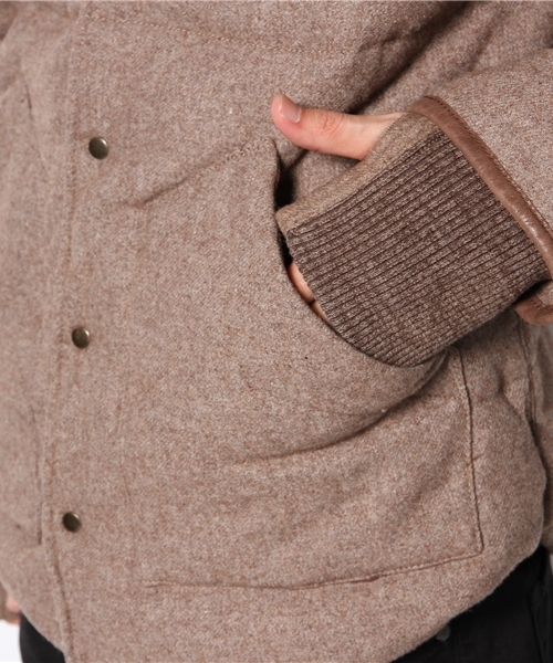 goa（ゴア）の「ツイードレザーヨークダウンジャケット（ダウンジャケット/コート・メンズ・モカ/ベージュ・1/2）」の12枚目の写真