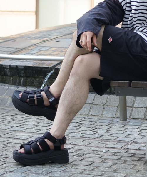 SHAKA(シャカ)の「NEO RALLY CHUNKY(サンダル・レディース・ブラック・4/6/8/5/7)」の13枚目の写真