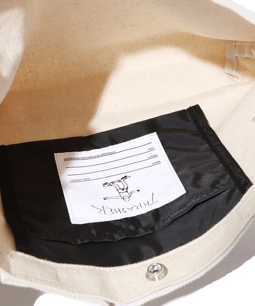 THRASHER（スラッシャー）の「THRASHER/スラッシャー Tote Shoulder S ショルダーバッグ キャンバスコットン ゴンズ（ショルダーバッグ・メンズ・ホワイト/ホワイト×レッド/ホワイト×ブラック/ホワイト×ブルー・ONE SIZE）」の21枚目の写真